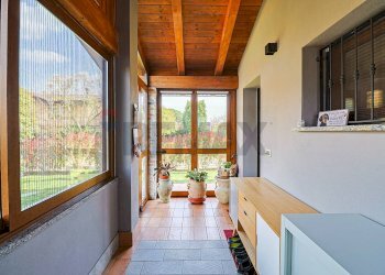 Hall / corridoio - Villa Gavirate - foto 7