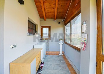 Hall / corridoio - Villa Gavirate - foto 8