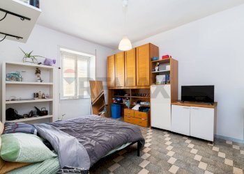 Camera / camera da letto - Bilocale Via Rosa Govona
 
3, Roma - foto 6