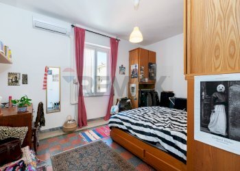 Camera / camera da letto - Bilocale Via Rosa Govona
 
3, Roma - foto 9