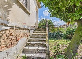 Scale - Independent house via Roma
 
125, Giussago - photo 16