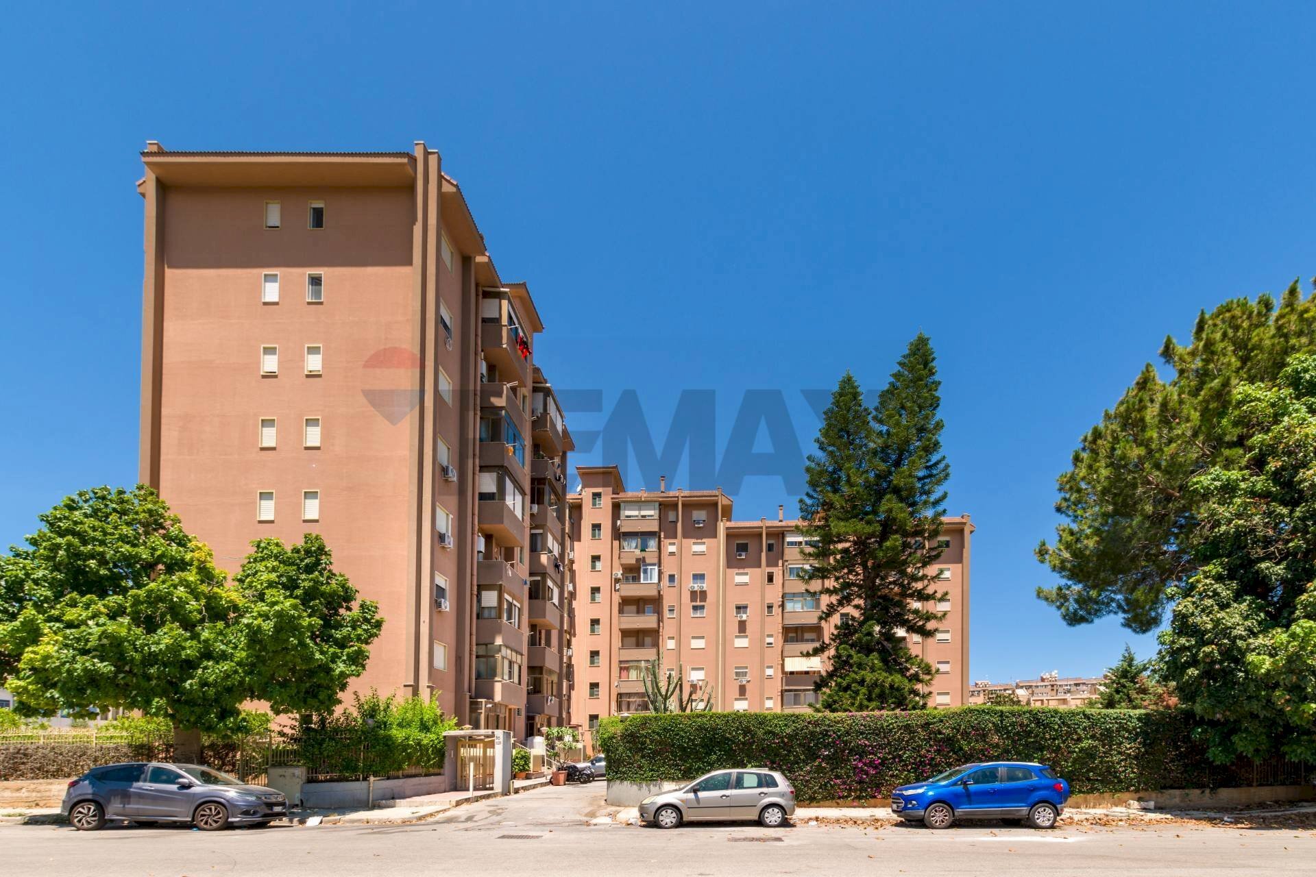 Edificio all\'aperto - Four-room apartment Via Guido Rossa
 
30, Palermo - photo 1