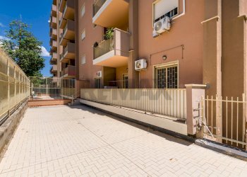 Edificio all\'aperto - Quadrilocale Via Guido Rossa
 
30, Palermo - foto 3