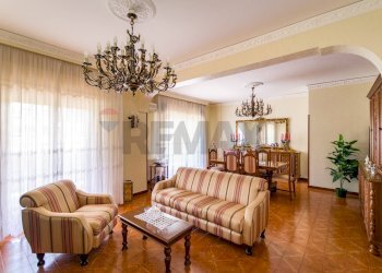 Salone - Quadrilocale Via Guido Rossa
 
30, Palermo - foto 4