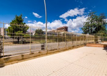 Terrazza - Quadrilocale Via Guido Rossa
 
30, Palermo - foto 46