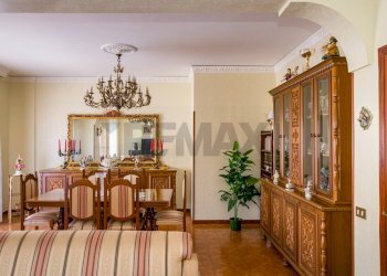 Sala da pranzo - Quadrilocale Via Guido Rossa
 
30, Palermo - foto 47