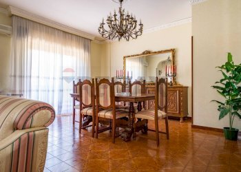 Sala da pranzo - Quadrilocale Via Guido Rossa
 
30, Palermo - foto 50