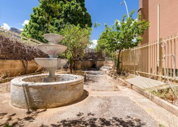 Dettagli - Quadrilocale Via Guido Rossa
 
30, Palermo - foto 52