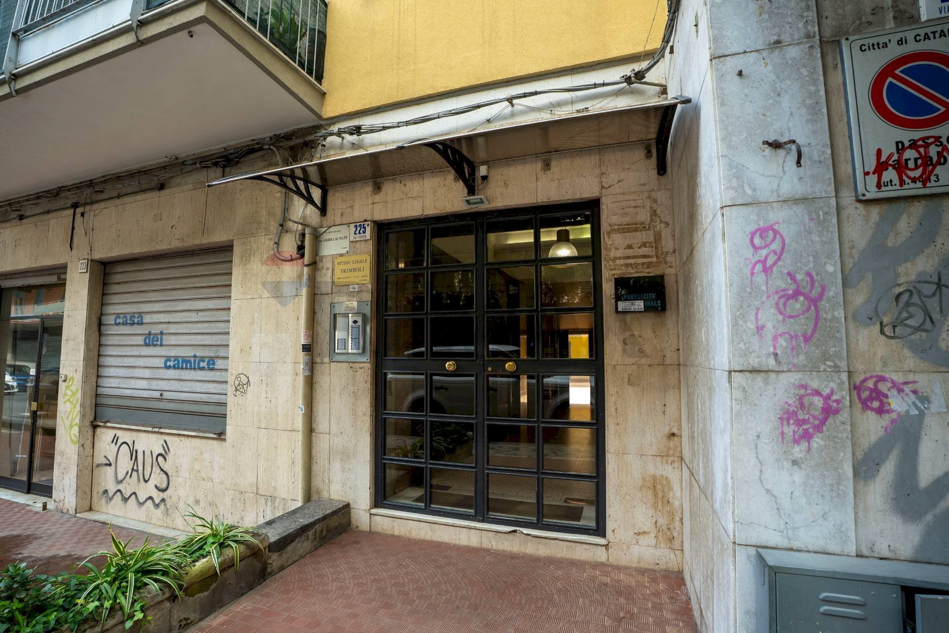 Edificio all\'aperto - One-room apartment Via Firenze
 
229, Catania - photo 2