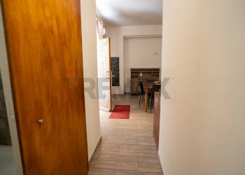 Hall / corridoio - One-room apartment Via Firenze
 
229, Catania - photo 15