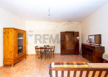 Sala da pranzo - Independent house VICO SANTO STEFANO
 
25, Acireale - photo 17