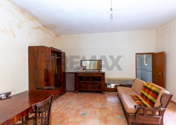 Sala da pranzo - Independent house VICO SANTO STEFANO
 
25, Acireale - photo 18