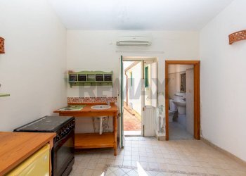 Cucina - Independent house VICO SANTO STEFANO
 
25, Acireale - photo 36