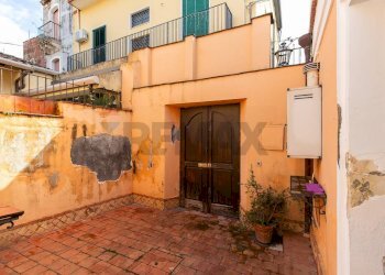 Terrazza - Independent house VICO SANTO STEFANO
 
25, Acireale - photo 39