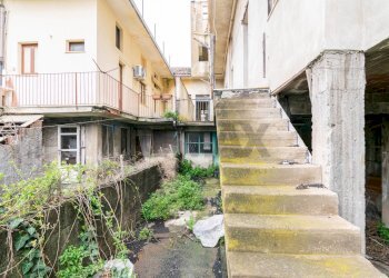 Scale - Casa indipendente Via Nuova Guglielmo Marconi
 
26, Zafferana Etnea - foto 19