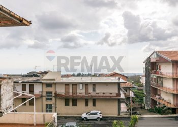 Edificio all\'aperto - Casa indipendente Via Nuova Guglielmo Marconi
 
26, Zafferana Etnea - foto 31