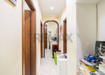 Hall / corridoio - Trilocale Via Pacinotti
 
15, Acireale - foto 6