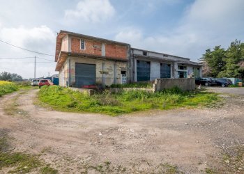 Casa all\'aperto - Locale Commerciale C.da Borgesia SS194 Km32, Francofonte - foto 2