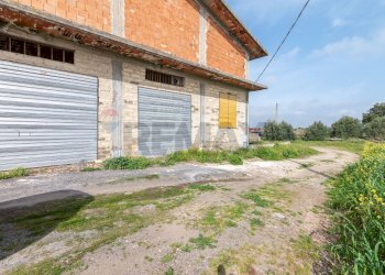 Casa all\'aperto - Locale Commerciale C.da Borgesia SS194 Km32, Francofonte - foto 4