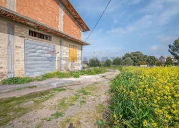 Casa all\'aperto - Locale Commerciale C.da Borgesia SS194 Km32, Francofonte - foto 5