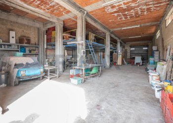 Dispensa di stoccaggio - Locale Commerciale C.da Borgesia SS194 Km32, Francofonte - foto 9