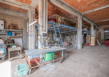 Dispensa di stoccaggio - Locale Commerciale C.da Borgesia SS194 Km32, Francofonte - foto 10