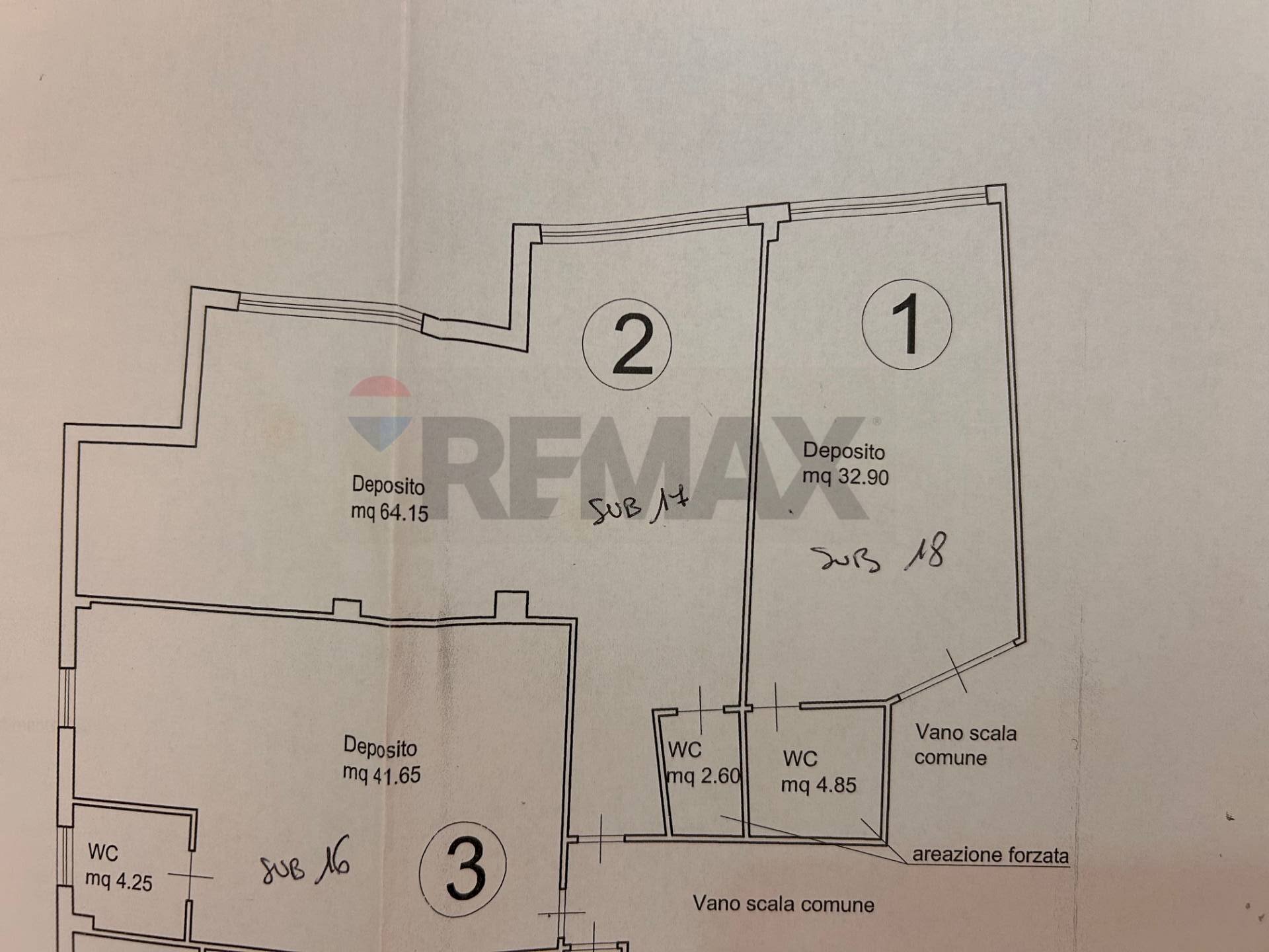 Pianta 2D - Commercial Premises Piazza Marconi
 
6, Sant'Agata Li Battiati - floor plans 1