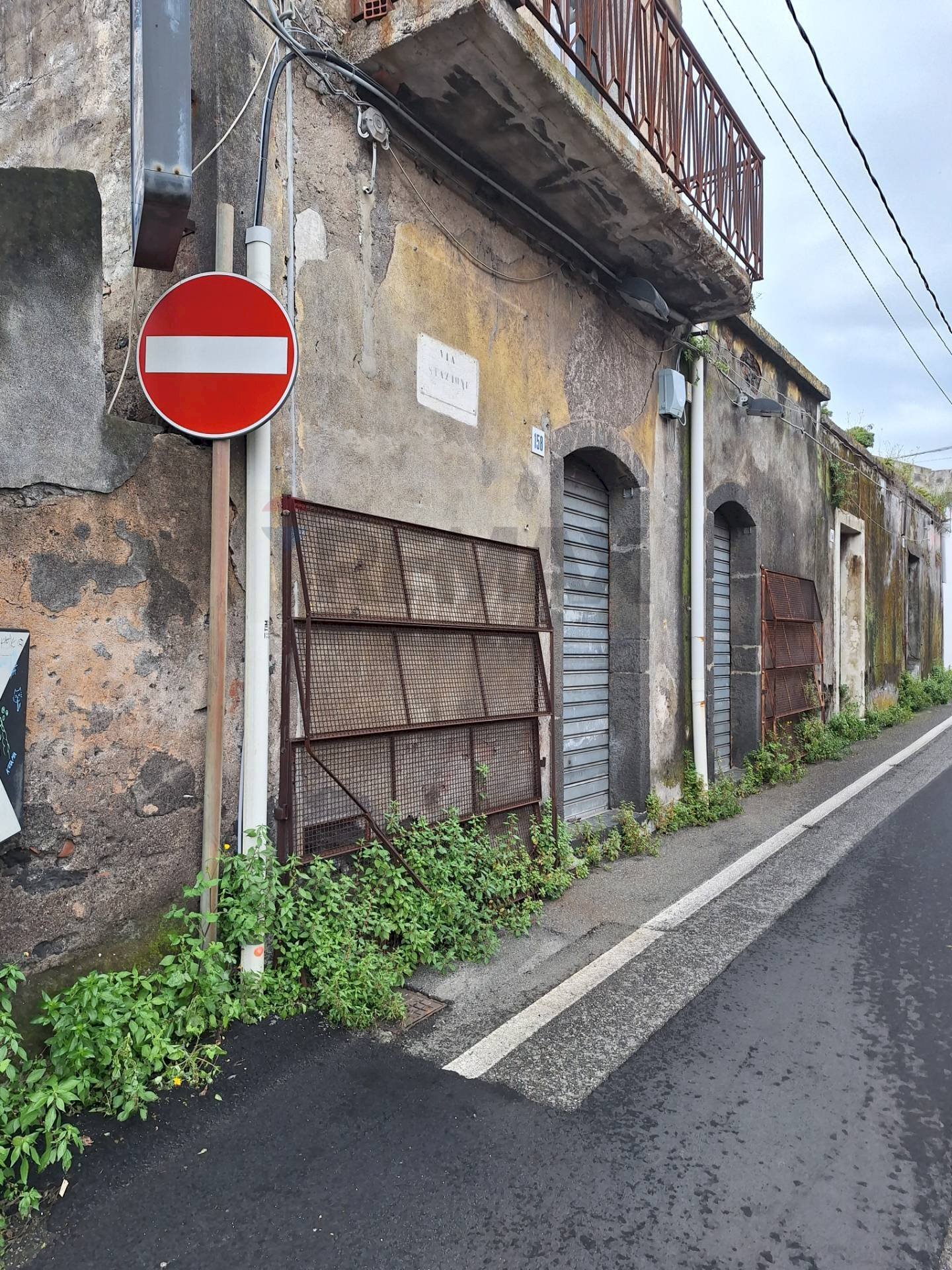 Particolare del prospetto frontale - Casa semi indipendente Via Stazione
156, Acireale - foto 3