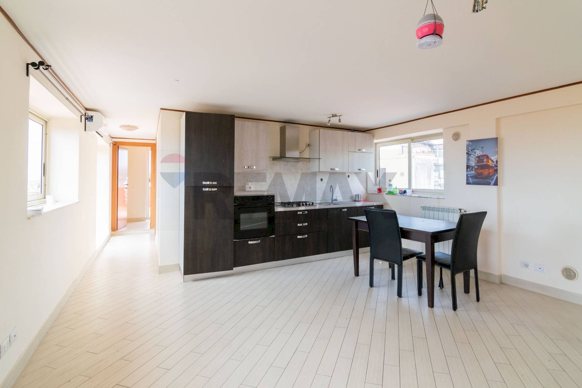 Cucina - Bilocale Via Vittorio Emanuele II
 
14, Gravina di Catania - foto 1