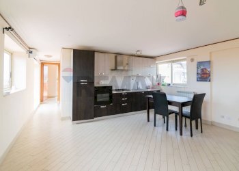 Foto 1 - Bilocale Via Vittorio Emanuele II
 
14, Gravina di Catania - foto 1