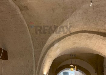 Dettagli - Commercial Premises Strada Vallisa
67, Bari - photo 16