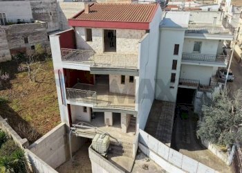 Edificio all\'aperto - Three-room apartment Via Camillo Benso Di Cavour
 
sn, Grumo Appula - photo 3