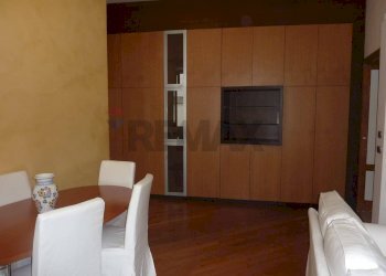 Sala da pranzo - Three-room apartment Corso Alcide De Gasperi
 
317, Bari - photo 5