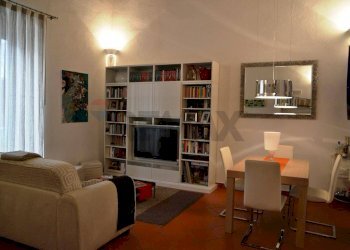 Sala da pranzo - Two-room apartment Strada San Bartolomeo
 
22, Bari - photo 1