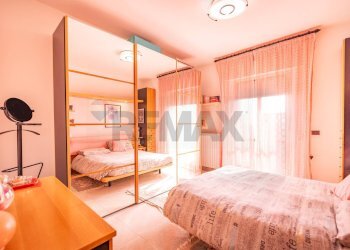 Camera / camera da letto - Appartamento Villa Torre
 
22, Cingoli - foto 7