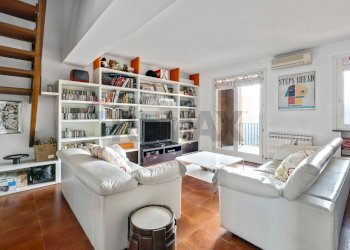 Soggiorno - Appartamento Via Bonfanti Innocenti
 
8, Bosisio Parini - foto 2