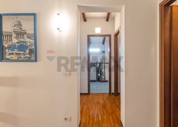 Hall / corridoio - Appartamento Via Bonfanti Innocenti
 
8, Bosisio Parini - foto 27