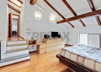 Camera / camera da letto - Appartamento Via Bonfanti Innocenti
 
8, Bosisio Parini - foto 33