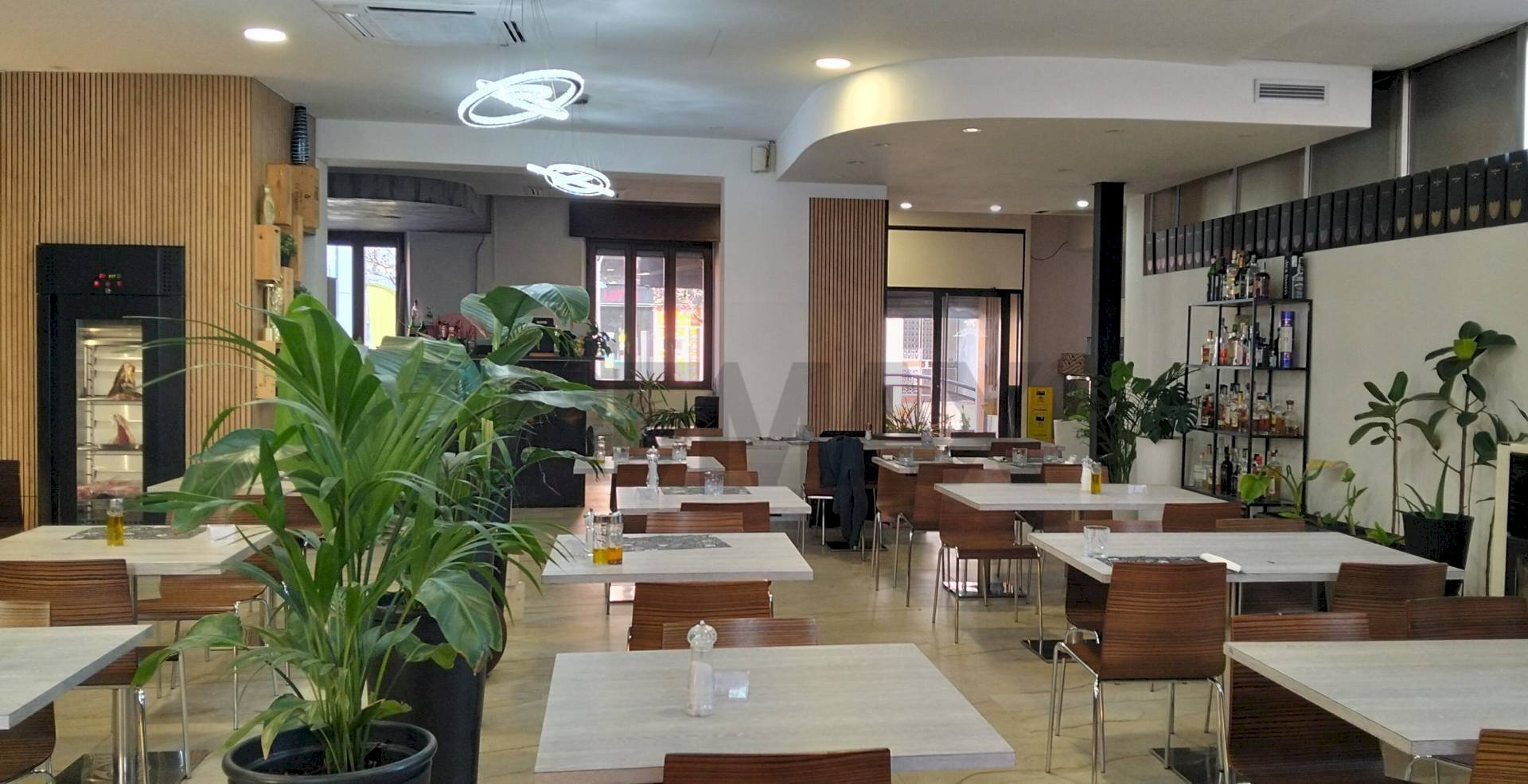 Sala da pranzo - Commercial Premises VIA DANTE, Bellusco - photo 2