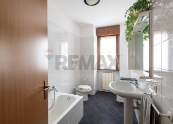 Bagno - Quadrilocale Via Parini
 
3, Olgiate Molgora - foto 20