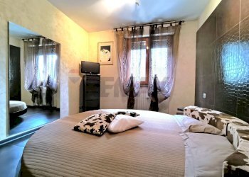 Camera / camera da letto - Three-room apartment via don mauro bonzi
 
36, Desio - photo 16