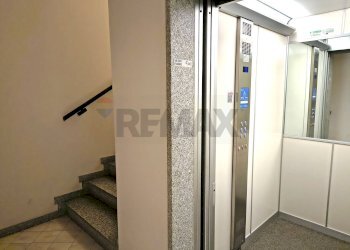 Scale - Three-room apartment via don mauro bonzi
 
36, Desio - photo 26