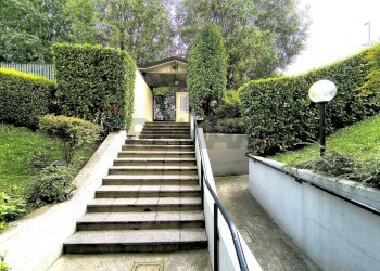 Scale - Three-room apartment via don mauro bonzi
 
36, Desio - photo 28