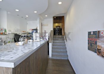 Cucina - Cafeteria - Cold Bar Piazza Carabelli
 
3, Usmate Velate - photo 16