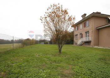 Giardino - Villa VIA ROMA
 
86, Casatenovo - foto 24