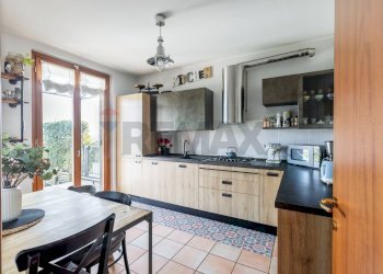 Cucina - Trilocale Via Enaudi
 
1, Besana in Brianza - foto 8