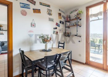 Sala da pranzo - Trilocale Via Enaudi
 
1, Besana in Brianza - foto 9