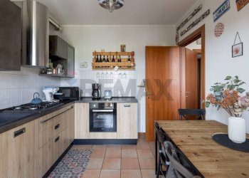 Cucina - Trilocale Via Enaudi
 
1, Besana in Brianza - foto 11