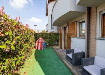 Terrazza - Trilocale Via Enaudi
 
1, Besana in Brianza - foto 14