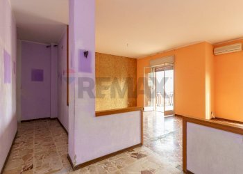 Hall / corridoio - Appartamento via Petralia
 
93, Aci Catena - foto 8